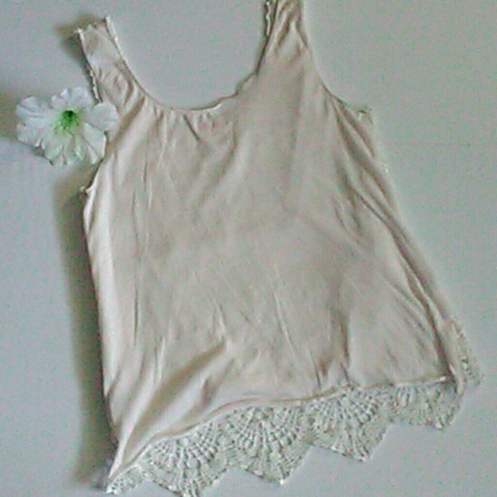 Crochet laced tank cream / nude size small - Picture 5 of 5